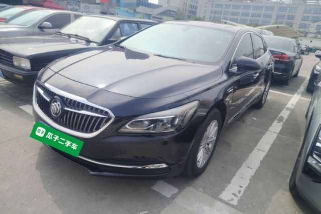 Ojetý Buick LaCrosse 2018 30H Elite Edition