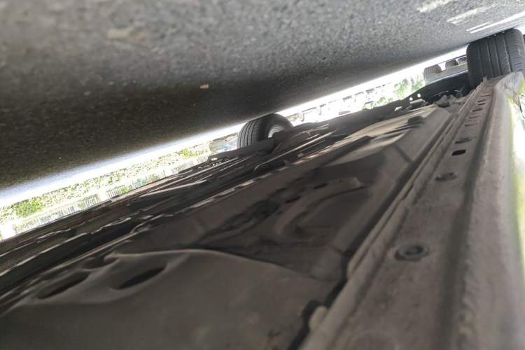 Used Buick LaCrosse 2018 30H Elite Edition Chassis Front Right
