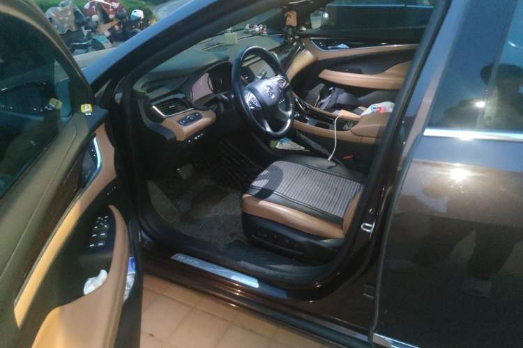 Used Buick LaCrosse 2018 28T Luxury Model Driver Seat