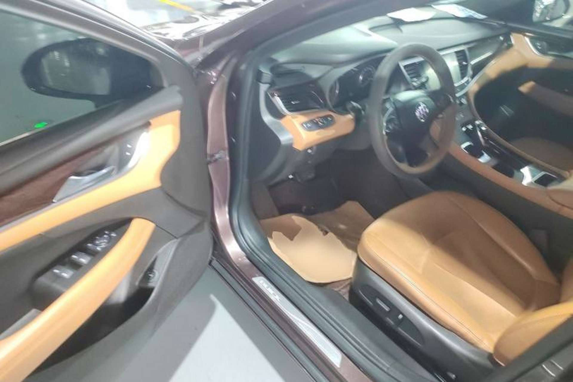 Used Buick LaCrosse 2018 28T Elite Edition Driver Seat