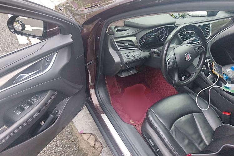 Used Buick LaCrosse 2018 20T Elite Edition Driver Seat
