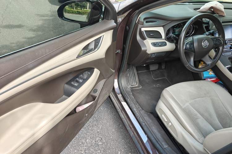 Used Buick LaCrosse 2018 30H Elite Edition Driver Seat