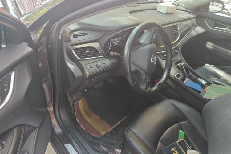 Used Buick LaCrosse 2018 20T Elite Edition Driver Seat