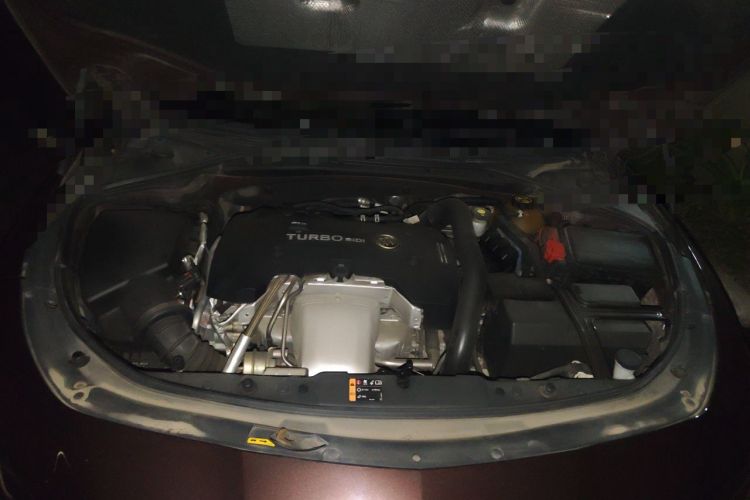 Used Buick LaCrosse 2018 28T Luxury Model Engine Bay