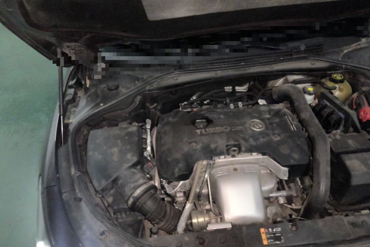 Used Buick LaCrosse 2018 28T Elite Edition Engine Bay Right