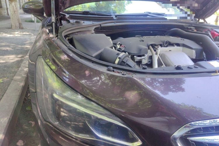 Used Buick LaCrosse 2018 28T Elite Edition Engine Bay Right