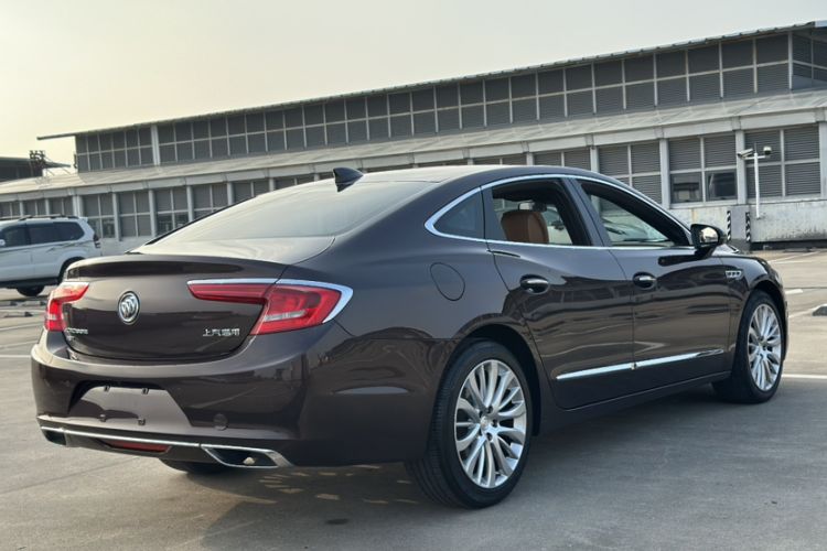 Used Buick LaCrosse 2018 28T Luxury Model Exterior 1