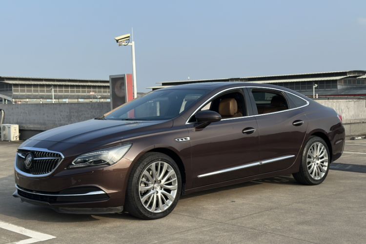 Used Buick LaCrosse 2018 28T Luxury Model Exterior 3