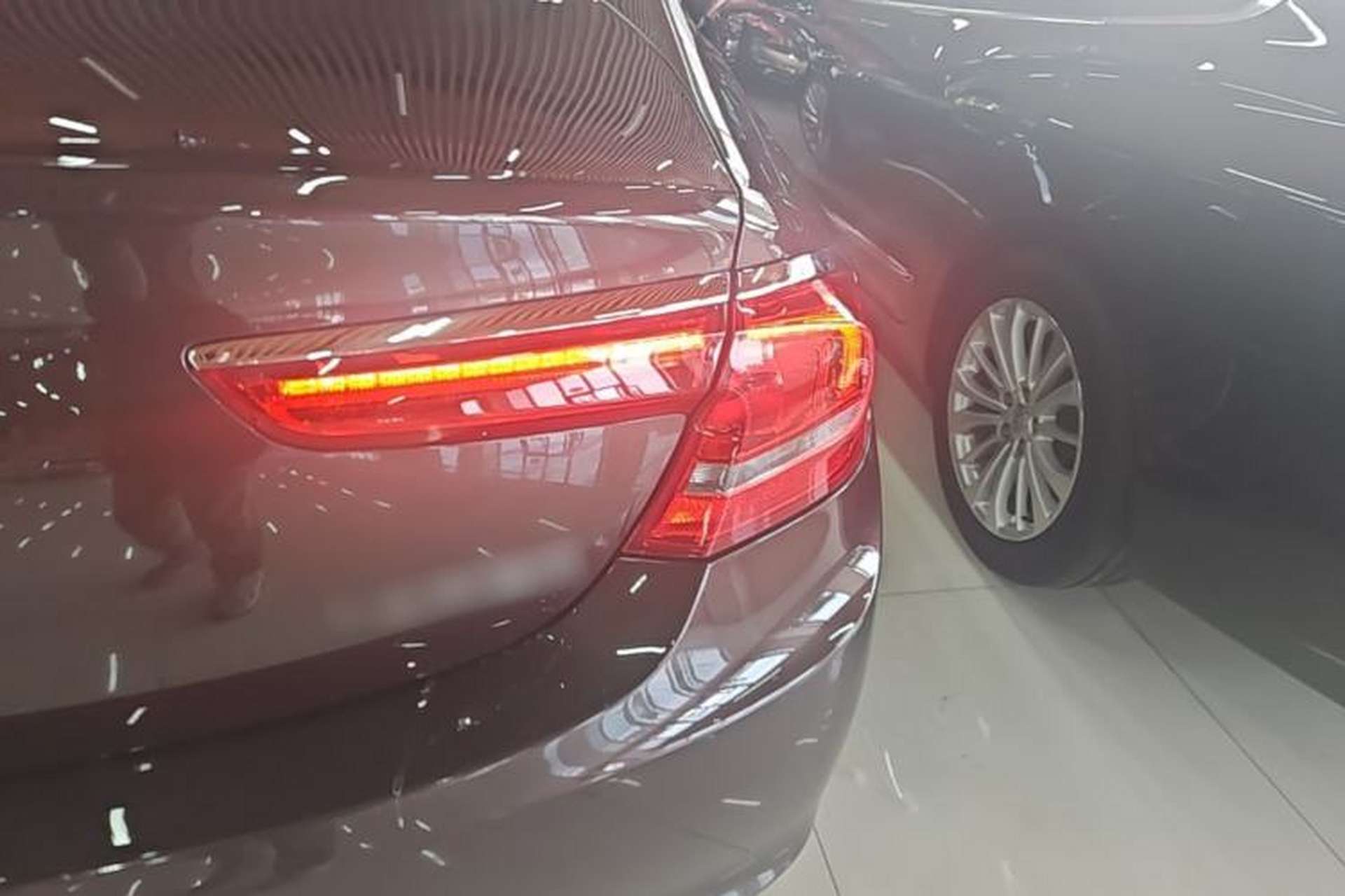 Used Buick LaCrosse 2018 28T Luxury Model Exterior 3