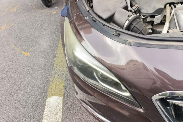 Used Buick LaCrosse 2018 28T Elite Edition Exterior 6