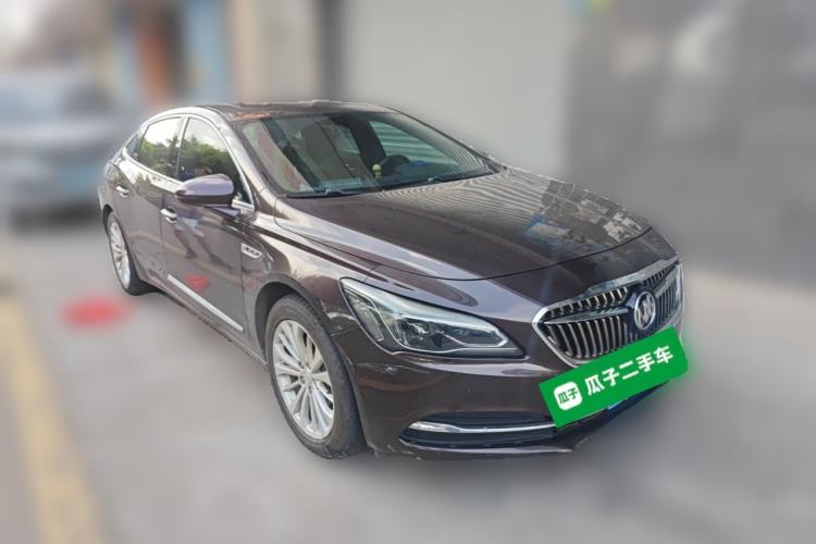 Used Buick LaCrosse 2018 28T Elite Edition Front Right 45 Deg