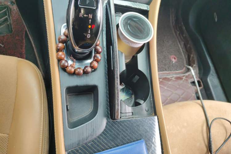 Used Buick LaCrosse 2018 28T Luxury Model Gear Lever