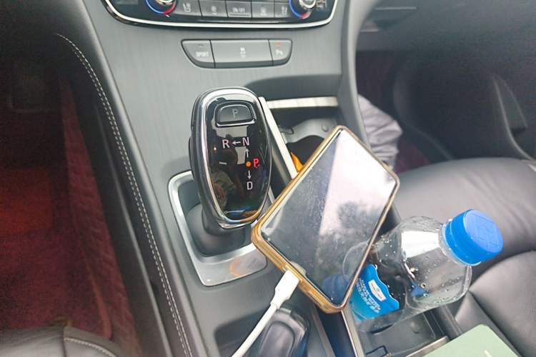 Used Buick LaCrosse 2018 20T Elite Edition Gear Lever