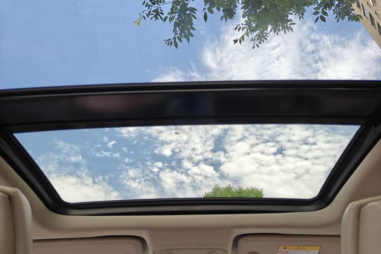 Used Buick LaCrosse 2018 30H Elite Edition Headliner