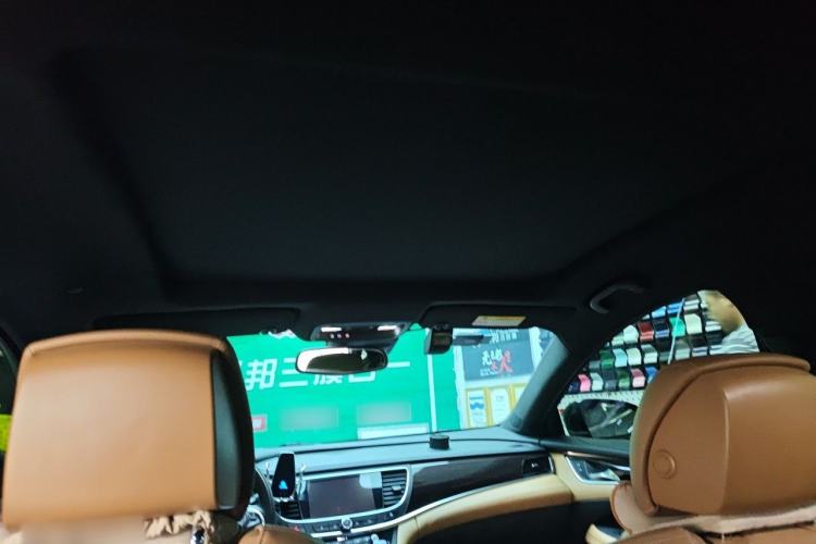 Used Buick LaCrosse 2018 28T Luxury Model Headliner