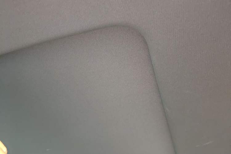 Used Buick LaCrosse 2018 28T Luxury Model Headliner