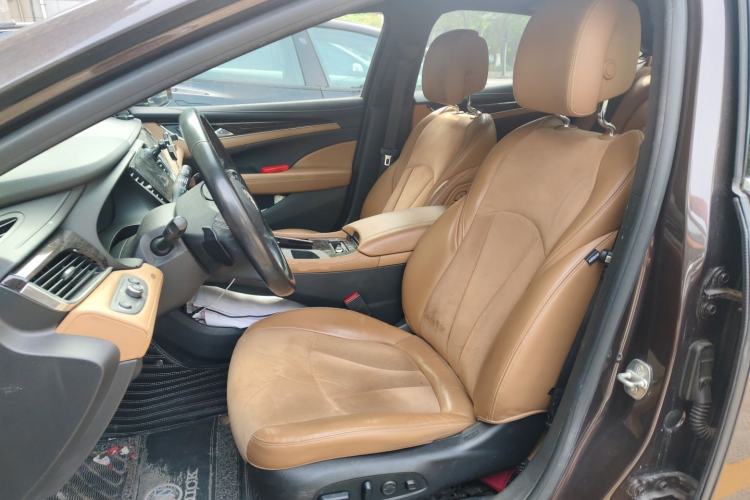 Used Buick LaCrosse 2018 28T Luxury Model Left Front Seat