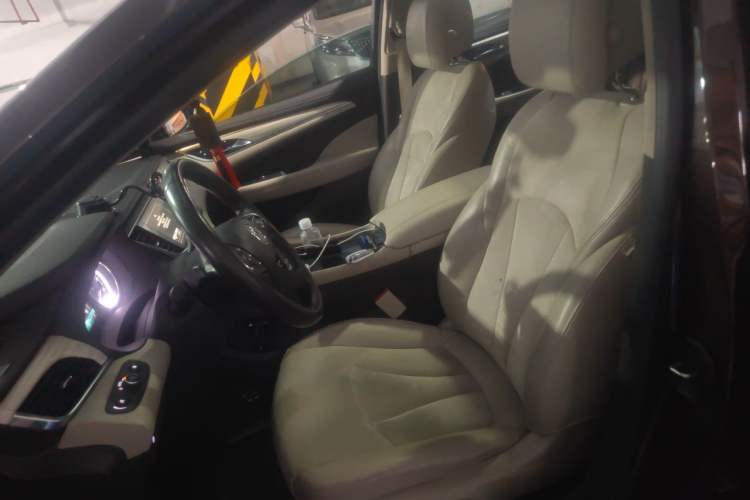 Used Buick LaCrosse 2018 30H Elite Edition Left Front Seat