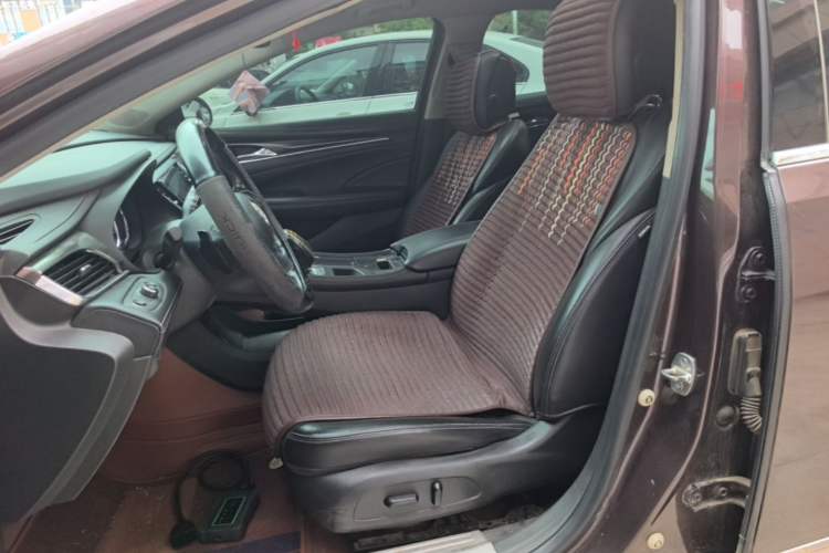 Used Buick LaCrosse 2018 20T Elite Edition Left Front Seat