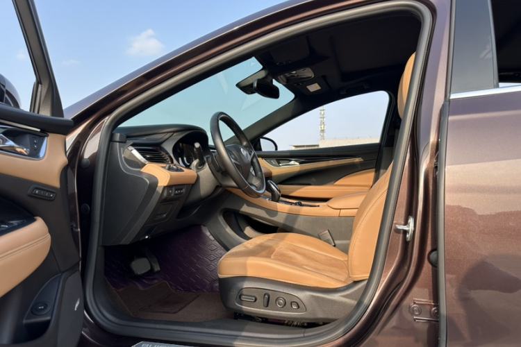 Used Buick LaCrosse 2018 28T Luxury Model Left Front Seat