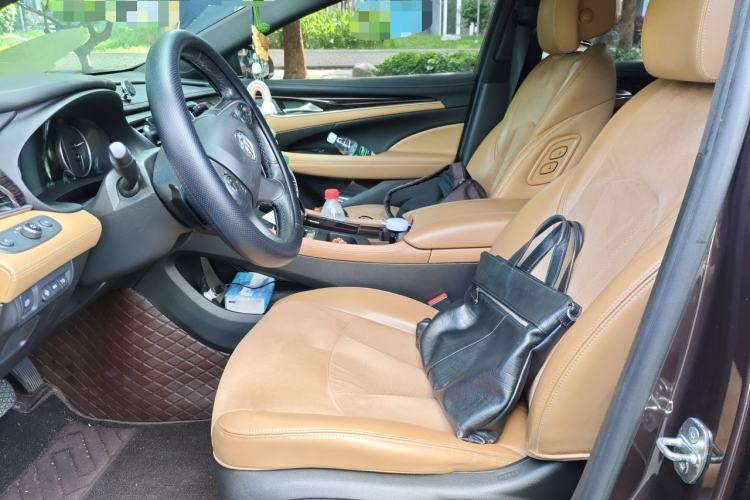 Used Buick LaCrosse 2018 28T Luxury Model Left Front Seat