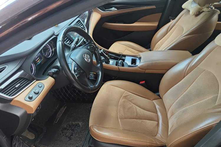 Used Buick LaCrosse 2018 28T Elite Edition Left Front Seat