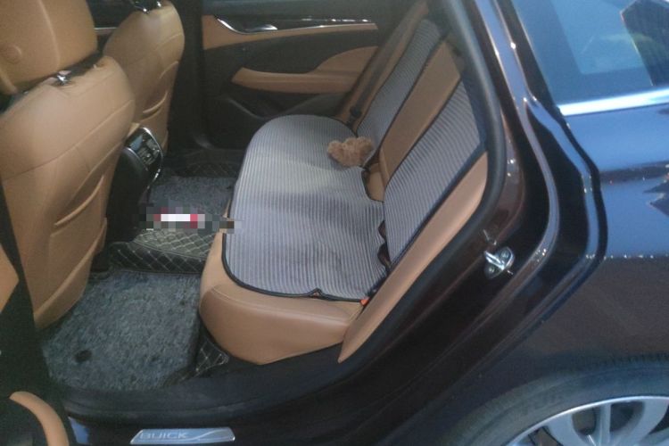 Used Buick LaCrosse 2018 28T Luxury Model Left Rear Seat