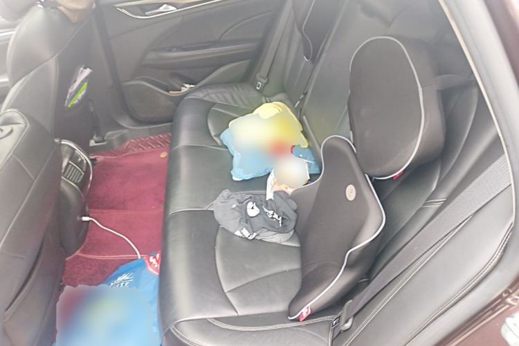 Used Buick LaCrosse 2018 20T Elite Edition Left Rear Seat