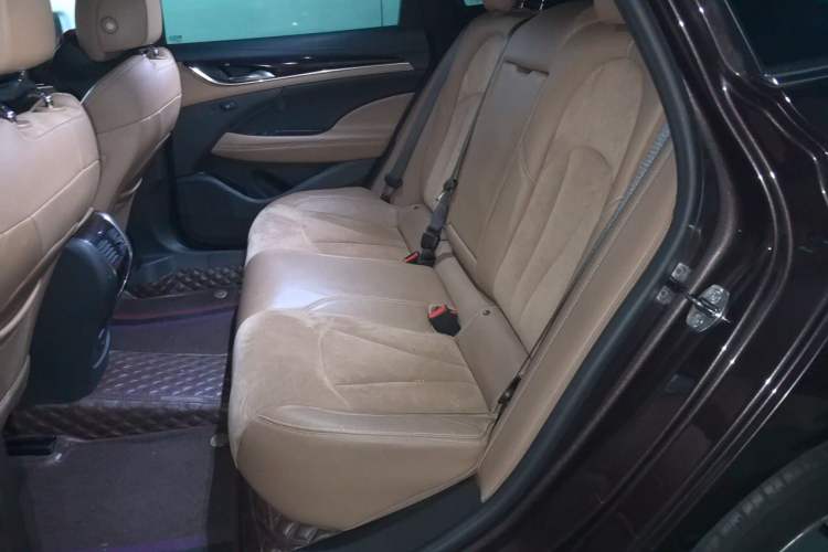 Used Buick LaCrosse 2018 28T Luxury Model Left Rear Seat