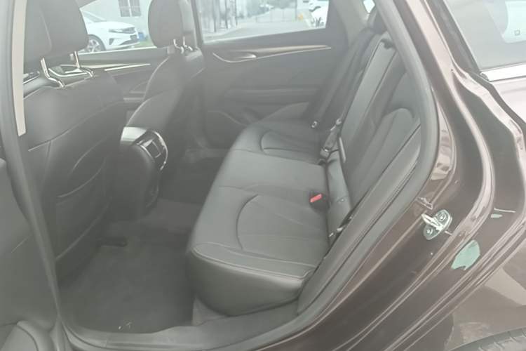 Used Buick LaCrosse 2018 20T Elite Edition Left Rear Seat