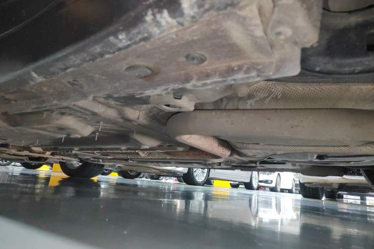 Used Buick LaCrosse 2018 28T Elite Edition Left Side Sill