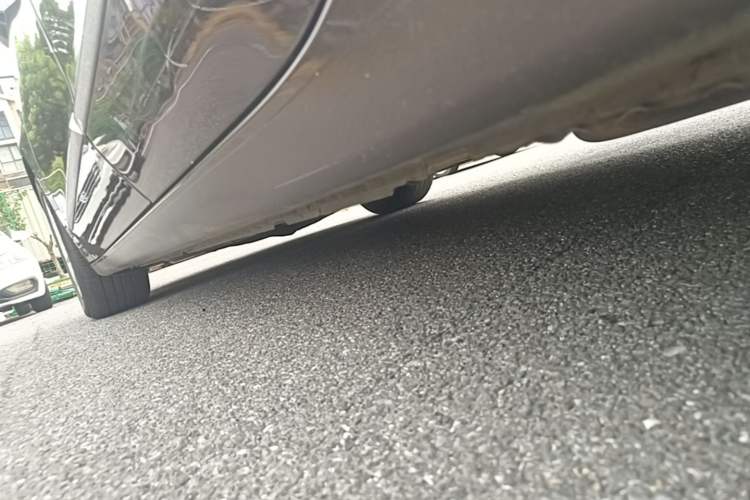 Used Buick LaCrosse 2018 20T Elite Edition Left Side Sill