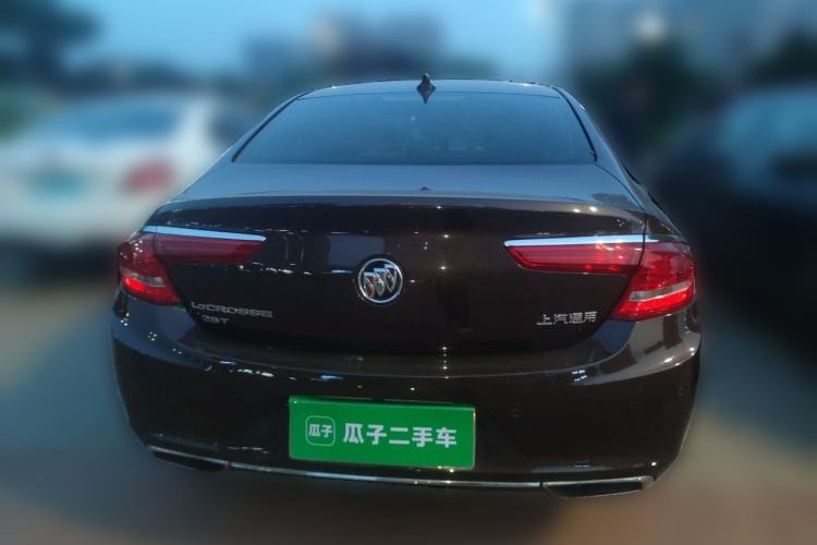 Used Buick LaCrosse 2018 28T Luxury Model Rear