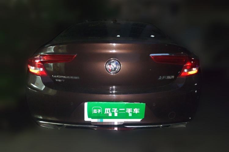 Used Buick LaCrosse 2018 28T Luxury Model Rear