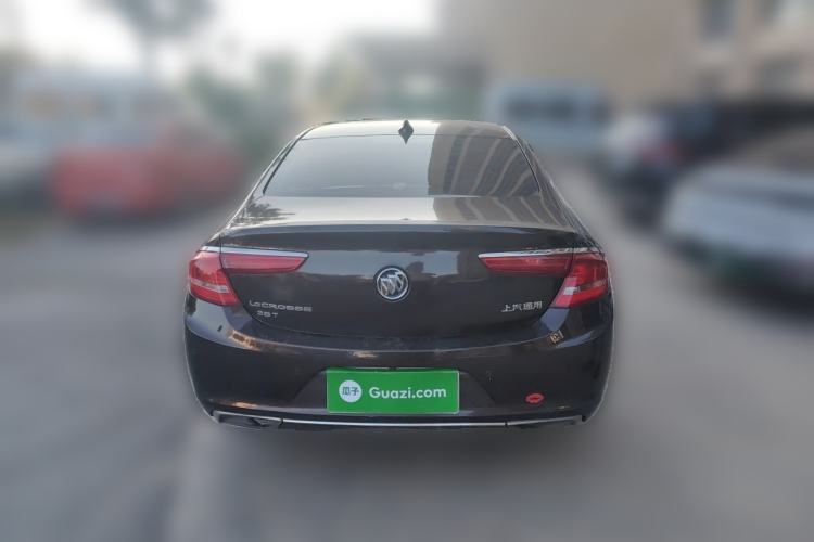 Used Buick LaCrosse 2018 28T Elite Edition Rear