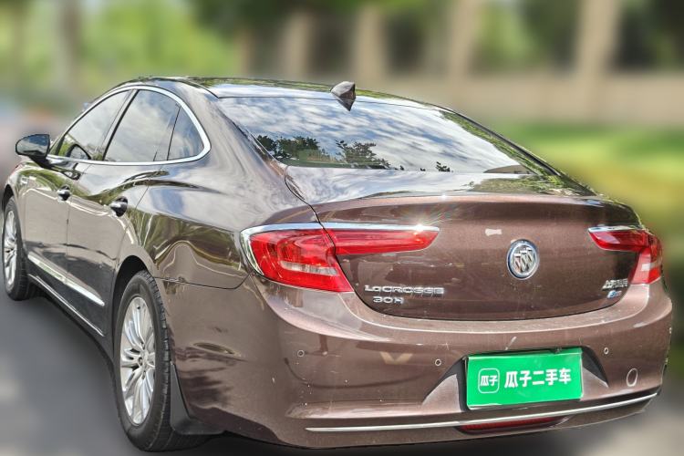 Used Buick LaCrosse 2018 30H Elite Edition Rear Left 45 Deg