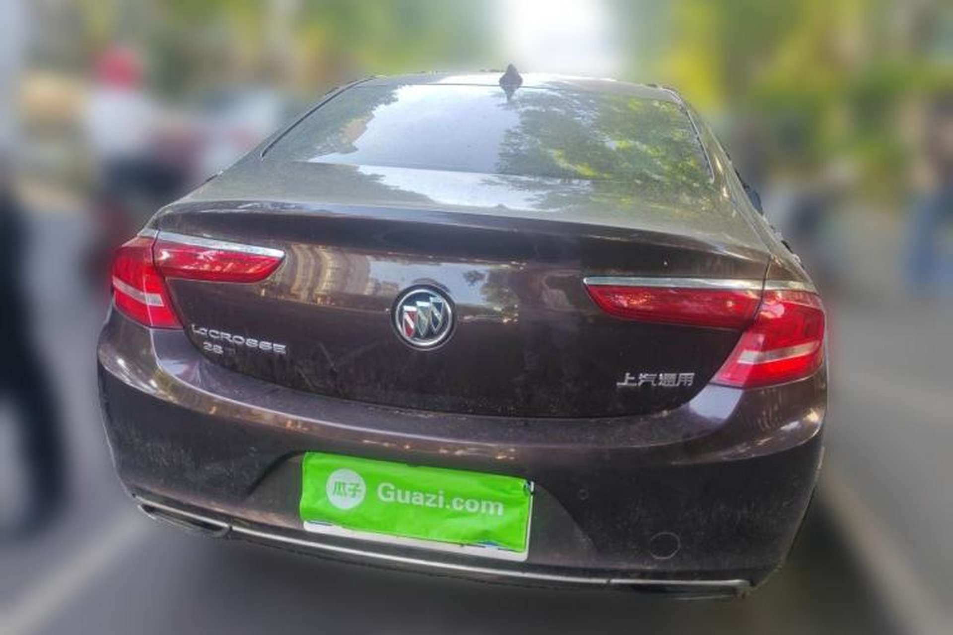 Used Buick LaCrosse 2018 28T Luxury Model Rear