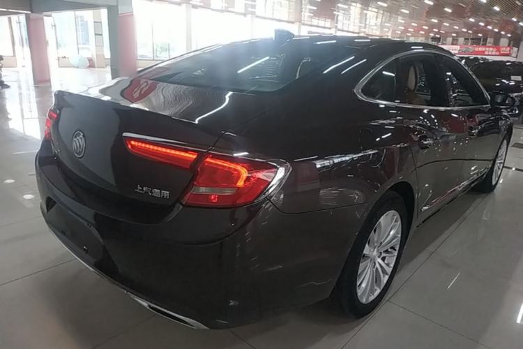 Used Buick LaCrosse 2018 28T Elite Edition Rear Right 45 Deg
