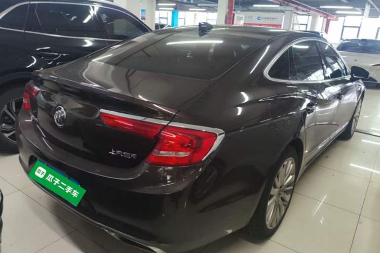 Used Buick LaCrosse 2018 28T Luxury Model Rear Right 45 Deg