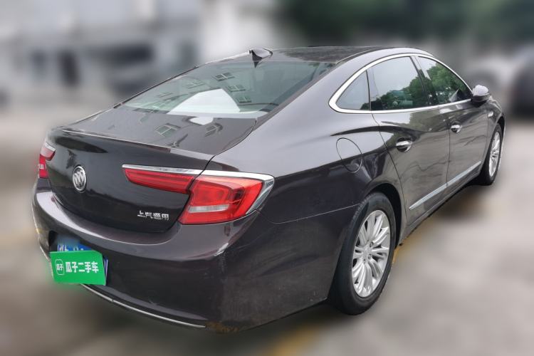 Used Buick LaCrosse 2018 20T Elite Edition Rear Right 45 Deg