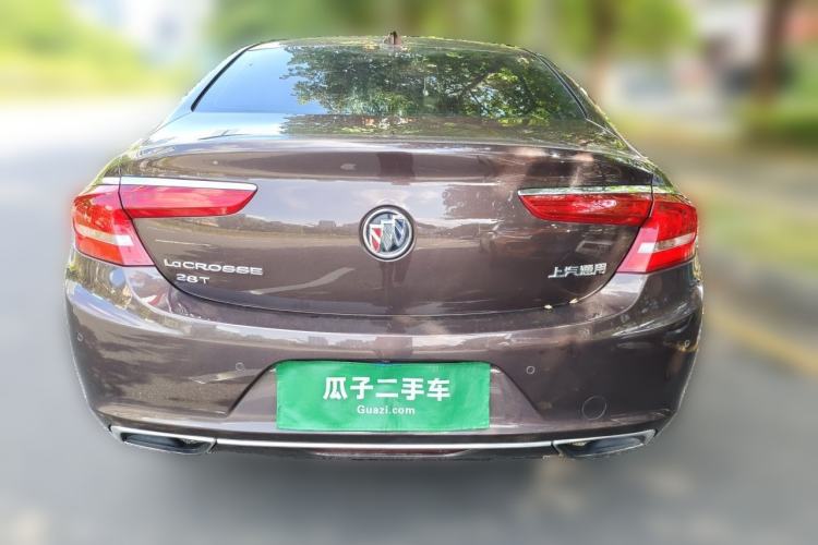 Used Buick LaCrosse 2018 28T Luxury Model Rear