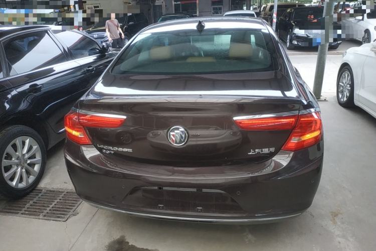 Used Buick LaCrosse 2018 20T Luxury Model Rear