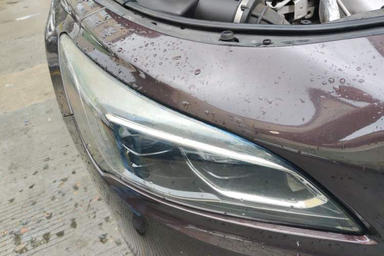 Used Buick LaCrosse 2018 28T Luxury Model Right Front Headlight