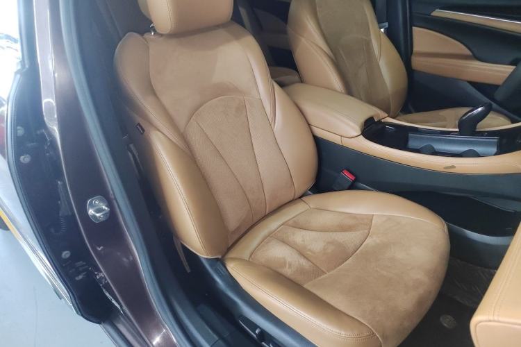 Used Buick LaCrosse 2018 28T Elite Edition Right Front Seat