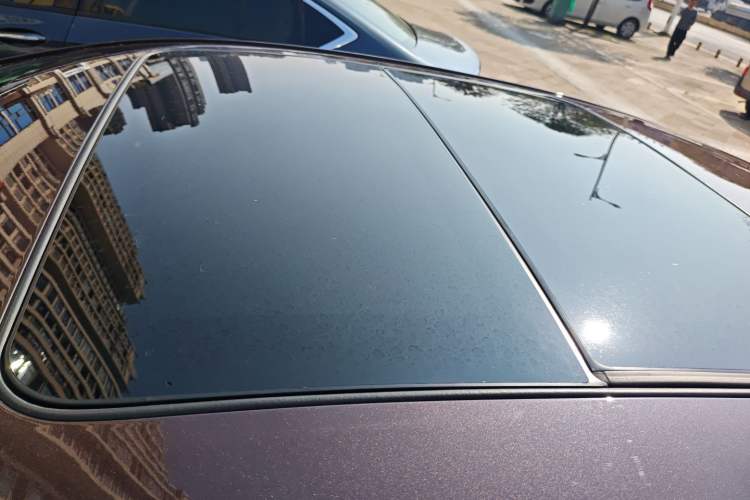 Used Buick LaCrosse 2018 28T Elite Edition Roof