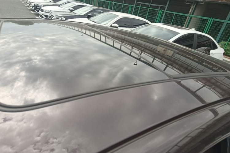 Used Buick LaCrosse 2018 20T Elite Edition Roof
