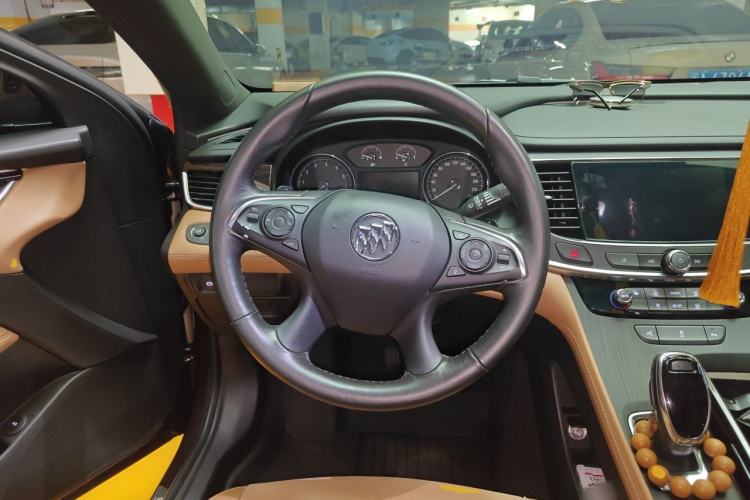 Used Buick LaCrosse 2018 28T Elite Edition Steering Wheel