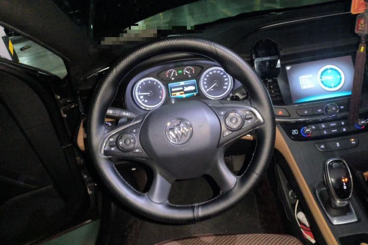 Used Buick LaCrosse 2018 28T Elite Edition Steering Wheel
