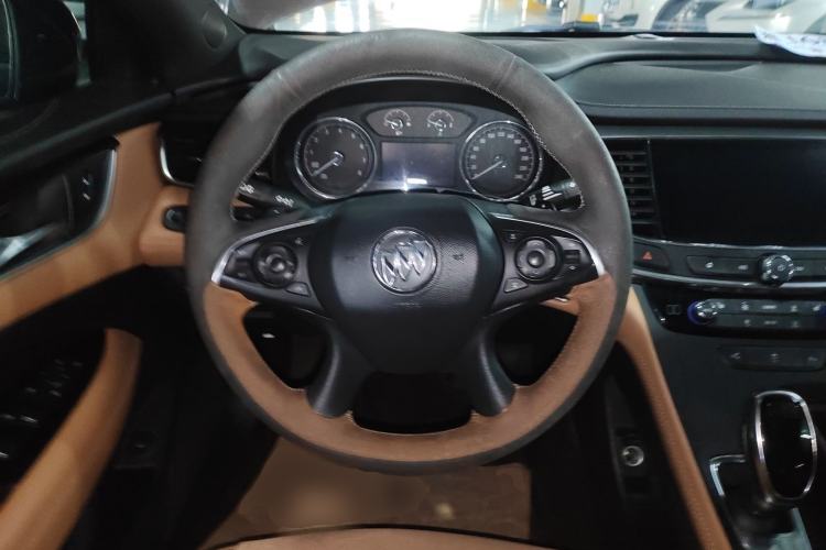 Used Buick LaCrosse 2018 28T Elite Edition Steering Wheel
