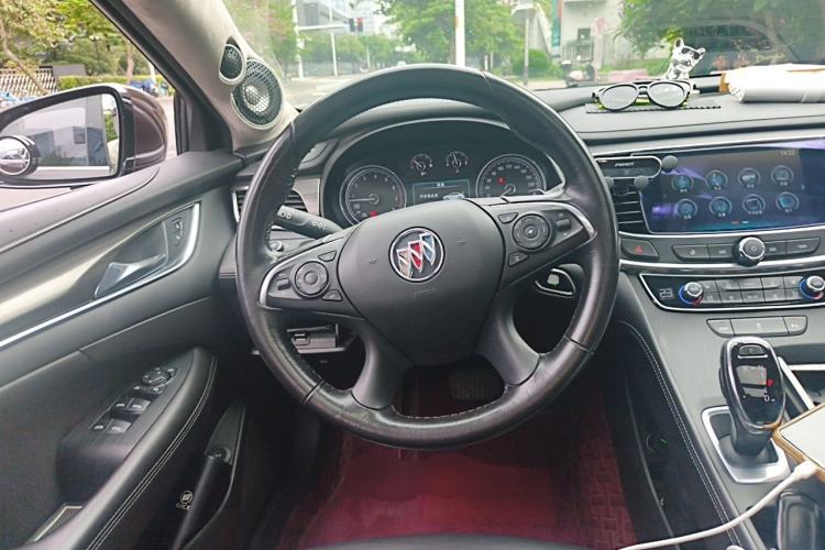 Used Buick LaCrosse 2018 20T Elite Edition Steering Wheel